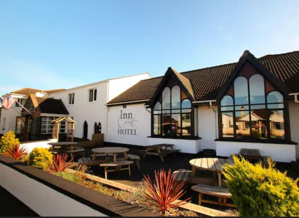 Inn On The Coast Portrush Exterior photo